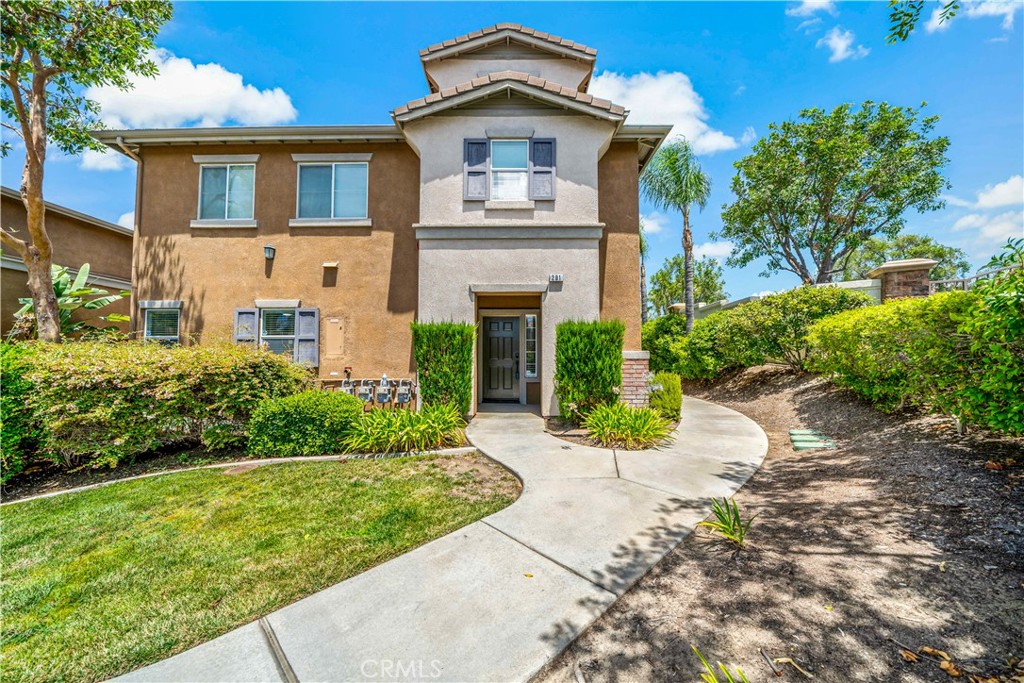 26313 Arboretum Way #201
