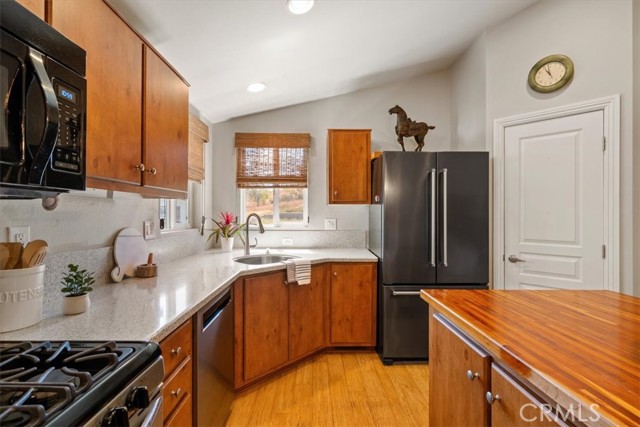 Detail Gallery Image 13 of 53 For 765 Mesa View Dr #152,  Arroyo Grande,  CA 93420 - 3 Beds | 2 Baths