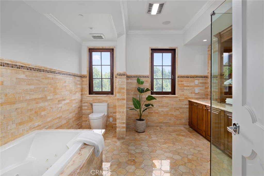 MLS #TR25039616 img 51