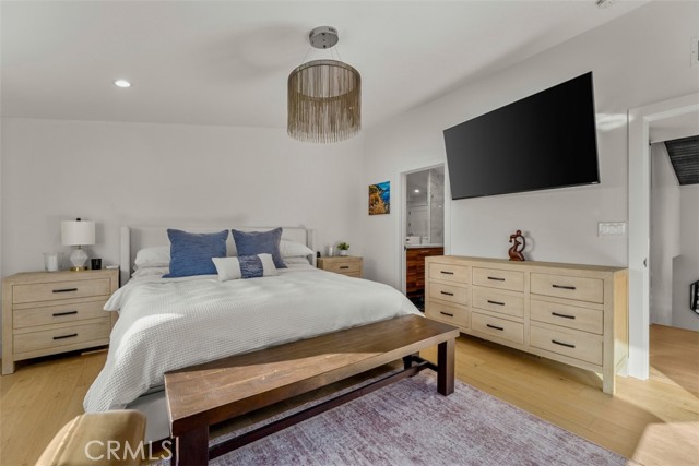 Detail Gallery Image 12 of 27 For 2111 Vista Entrada, Newport Beach,  CA 92660 - 3 Beds | 2/1 Baths