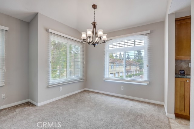 253 Gallery Way, Tustin CA: https://media.crmls.org/medias/65a64c2a-97bc-4dcf-8d14-c83cca4eae1b.jpg