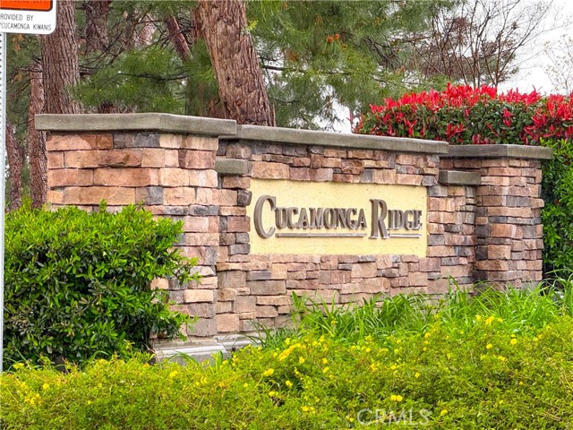 8330 Highridge Place, Rancho Cucamonga CA: https://media.crmls.org/medias/65a694a7-1e28-428c-a808-64324277c396.jpg