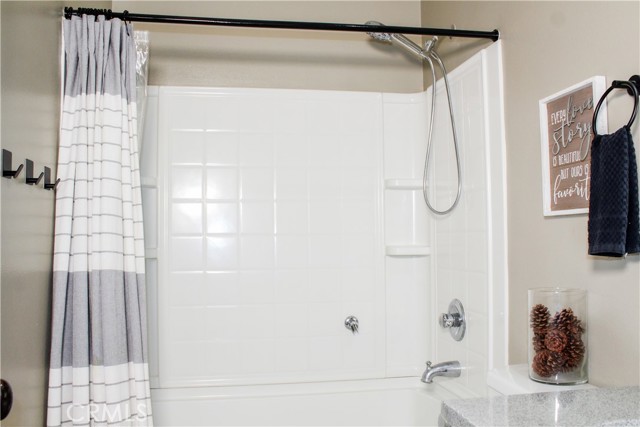 Detail Gallery Image 12 of 22 For 4098 S Emory Ln Unit #9, Ontario,  CA 91761 - 2 Beds | 2 Baths