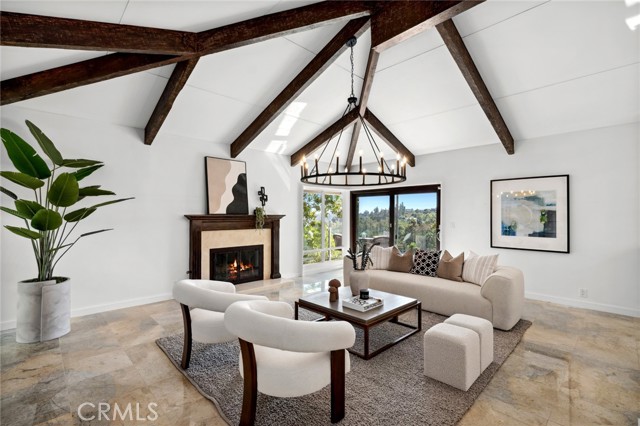 10255 Overhill Drive, Santa Ana CA: https://media.crmls.org/medias/65a744a5-d417-4cb9-bcaf-12dc9420247e.jpg