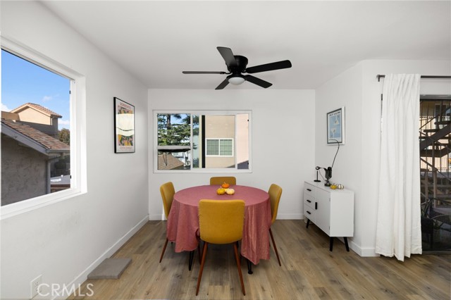 Detail Gallery Image 3 of 21 For 10757 Hortense #307,  North Hollywood,  CA 91602 - 3 Beds | 2/1 Baths