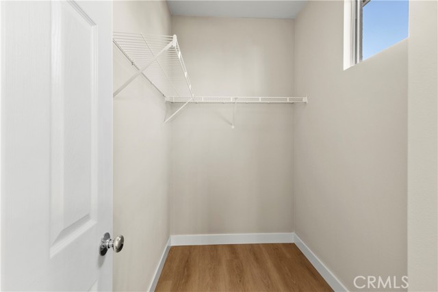 Image 16 of 30 For 52 Preston  