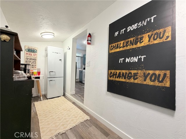 Image 31 of 52 For 926 Kuffel Canyon