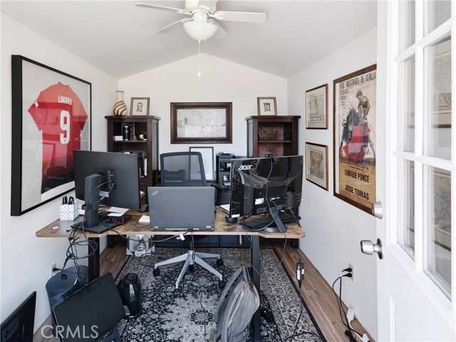 Detail Gallery Image 35 of 43 For 6443 W 81st St, Los Angeles,  CA 90045 - 4 Beds | 4 Baths