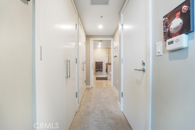 3141 Michelson Drive, Irvine CA: https://media.crmls.org/medias/65a93e8b-3ee2-47de-a2b2-4fe59c4fd2f7.jpg