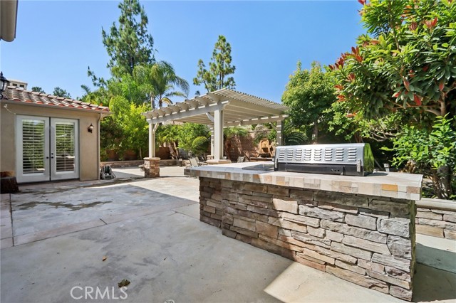 27 Antique Rose, Irvine CA: https://media.crmls.org/medias/65a95025-0912-4930-8b8b-f7e2852d8ffb.jpg