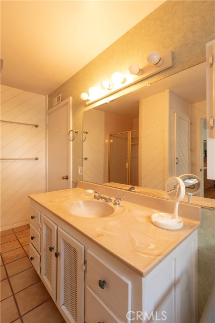 6316 E Mariquita, Long Beach CA: https://media.crmls.org/medias/65a96b34-c778-4261-bdea-5381a24d1a8a.jpg