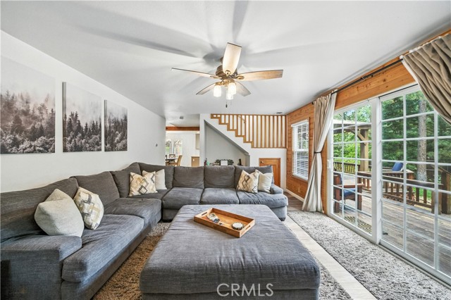 Detail Gallery Image 20 of 50 For 39122 Starview Ln, Big Bear Lake,  CA 92315 - 3 Beds | 2/1 Baths