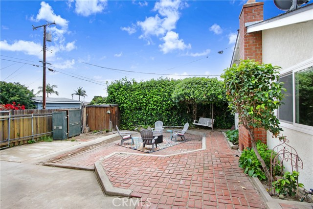 927 Alta Loma Drive, Corona CA: https://media.crmls.org/medias/65ab8579-5784-4f5f-9fb0-d5b59e433a94.jpg