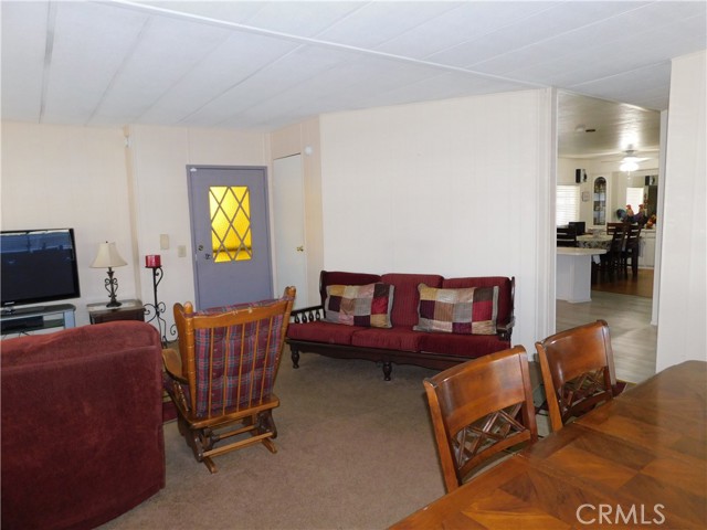 2200 W Wilson Street, Banning CA: https://media.crmls.org/medias/65abedc5-a2eb-4d74-a9ae-deb0192fe10a.jpg