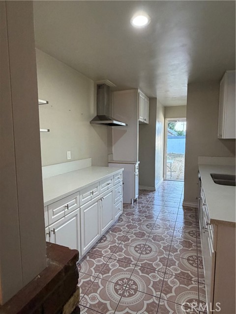 Detail Gallery Image 5 of 11 For 9011 Painter Ave, Whittier,  CA 90602 - 3 Beds | 2 Baths