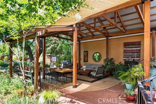 466 E 2nd Avenue, Chico CA: https://media.crmls.org/medias/65ac549f-a534-4e06-958e-de535e0e9d4d.jpg