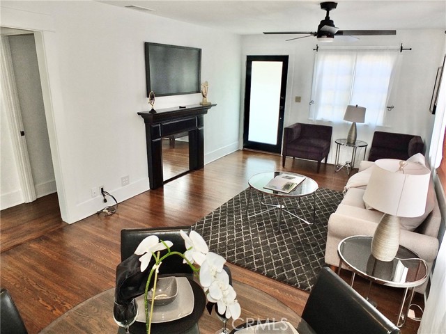 Detail Gallery Image 4 of 22 For 4132 E Theresa St, Long Beach,  CA 90814 - 2 Beds | 2 Baths