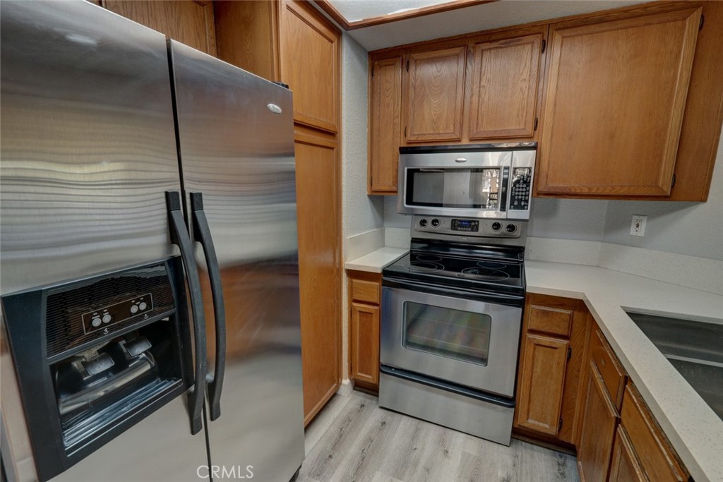 MLS #OC25252159 image #13