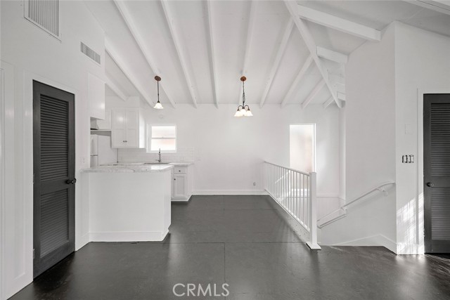 Detail Gallery Image 11 of 33 For 435 Dahlia Ave, Corona Del Mar,  CA 92625 - 3 Beds | 3 Baths