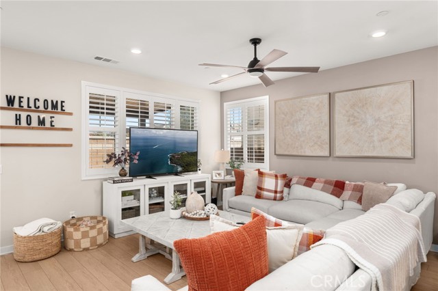 Detail Gallery Image 9 of 47 For 3503 S Tanager Dr, Ontario,  CA 91761 - 5 Beds | 4 Baths