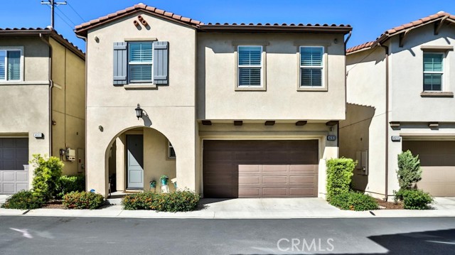 Detail Gallery Image 1 of 45 For 4693 Holly Ave, Long Beach,  CA 90805 - 3 Beds | 2/1 Baths