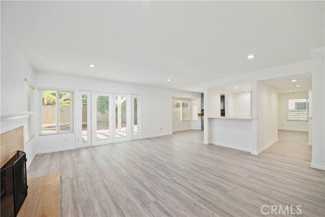20227 Elkwood Street, Winnetka CA: https://media.crmls.org/medias/65b367c4-10b6-4bf1-ac66-0e382b4ad927.jpg
