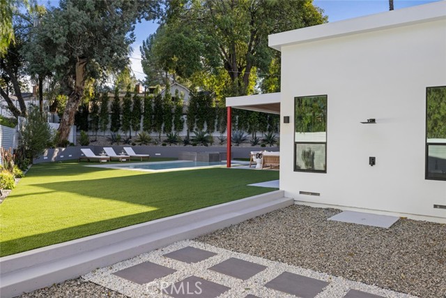 Detail Gallery Image 39 of 51 For 22020 Alizondo, Woodland Hills,  CA 91364 - 3 Beds | 3 Baths