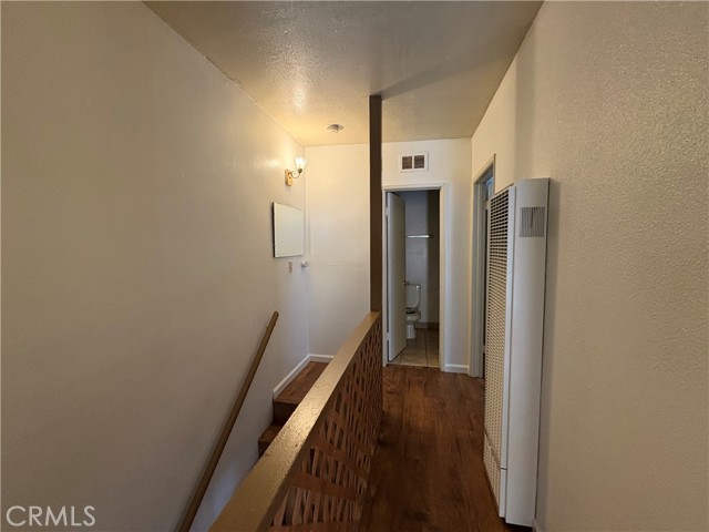 Detail Gallery Image 14 of 17 For 1123 Unit B E La Deney Ct, Ontario,  CA 91764 - 2 Beds | 1/1 Baths