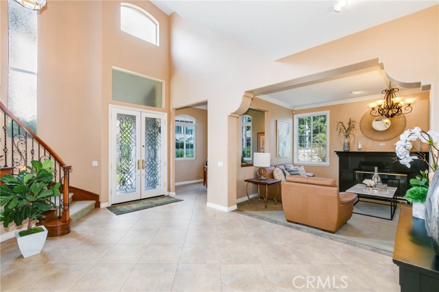 Detail Gallery Image 7 of 62 For 27025 Daisy Cir, Yorba Linda,  CA 92887 - 6 Beds | 5/1 Baths