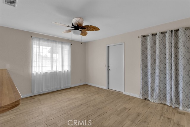 22612 Viento Road, Apple Valley CA: https://media.crmls.org/medias/65b4287c-0178-4948-9b2c-c2e4269a06b3.jpg