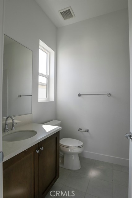 Detail Gallery Image 32 of 65 For 20552 Edgewood Ct, Chatsworth,  CA 91311 - 5 Beds | 5/1 Baths