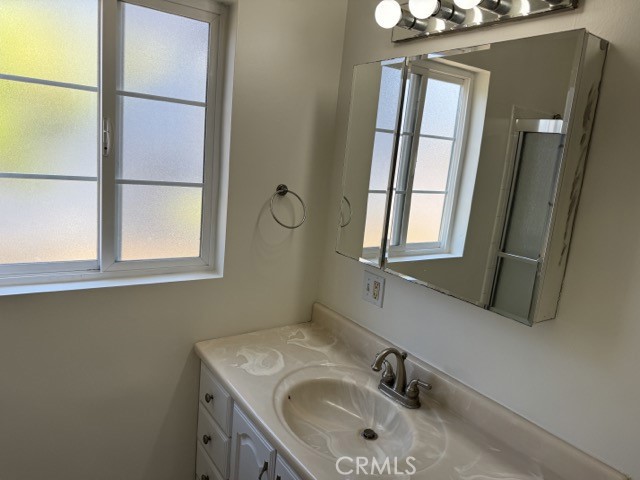 Detail Gallery Image 6 of 43 For 5447 W 141st St, Hawthorne,  CA 90250 - 3 Beds | 2 Baths