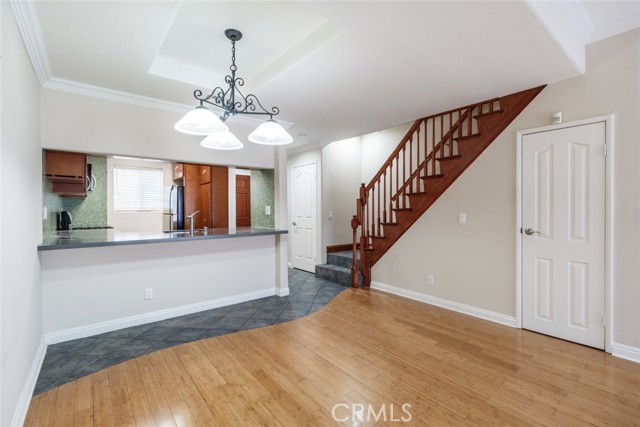 Detail Gallery Image 8 of 30 For 14631 Dickens St #7,  Sherman Oaks,  CA 91403 - 2 Beds | 2/1 Baths