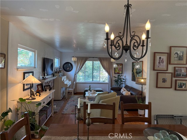 Detail Gallery Image 4 of 39 For 15911 Dundalk Ln, Huntington Beach,  CA 92647 - 3 Beds | 2 Baths
