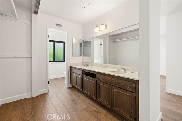 22526 Napa St, West Hills CA: https://media.crmls.org/medias/65b7c046-ad2c-4715-af8e-d80d31bc8880.jpg