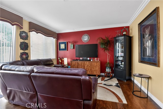 Detail Gallery Image 19 of 58 For 2621 Fallen Leaf Ct, Simi Valley,  CA 93063 - 4 Beds | 3 Baths