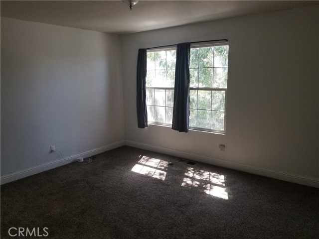 Detail Gallery Image 28 of 39 For 3758 Larkspur, Merced,  CA 95348 - 5 Beds | 3/1 Baths