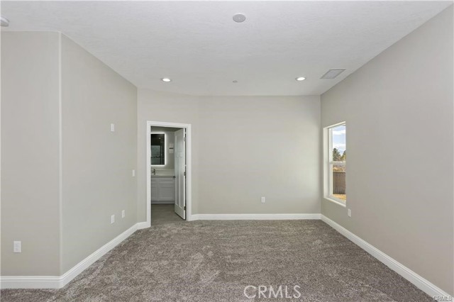 18950 Pachappa Road, Apple Valley CA: https://media.crmls.org/medias/65b907d9-c65a-4f97-8a0b-2a9c96e5b6f6.jpg