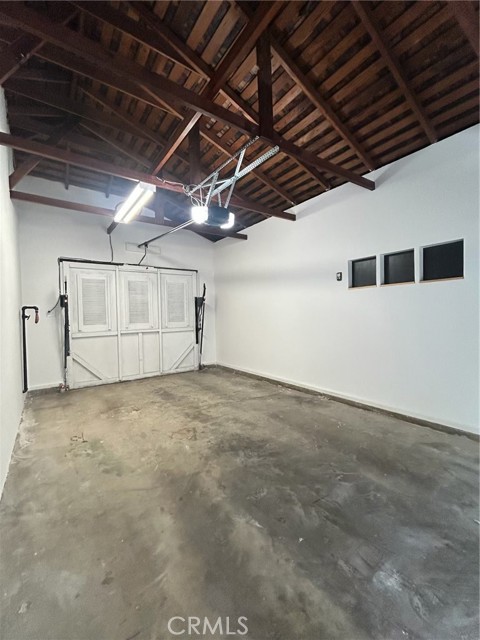 3275 N D Street, San Bernardino CA: https://media.crmls.org/medias/65b9d047-bc6e-4407-a53f-8b5b7ec758ef.jpg