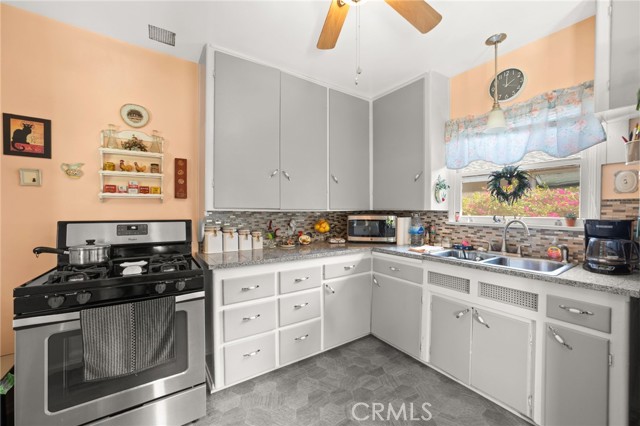 Detail Gallery Image 18 of 31 For 3924 Wayne Ct, Riverside,  CA 92504 - 2 Beds | 1 Baths