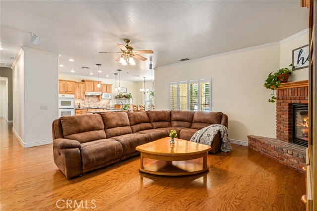 2608 Desert Rose Drive, Lancaster CA: https://media.crmls.org/medias/65baf44c-a02e-479a-9bd9-c4d9a0862d5a.jpg