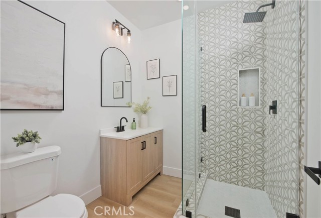 9355 Ruffner Avenue, Northridge CA: https://media.crmls.org/medias/65bafcf2-2049-4cc0-a459-e46eac3c6d6a.jpg