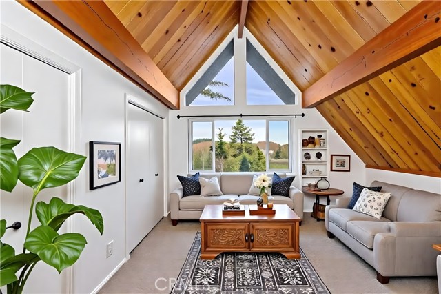 28737 Palisades Drive, Lake Arrowhead CA: https://media.crmls.org/medias/65bbad66-5237-45c8-838b-9744569d0812.jpg