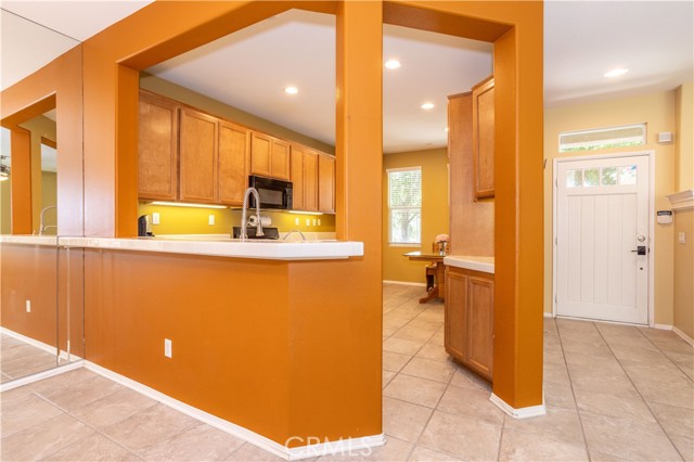 11480 Autumn Glen Court, Porter Ranch CA: https://media.crmls.org/medias/65bd0017-48b7-4d82-bd96-9a988db3f40a.jpg