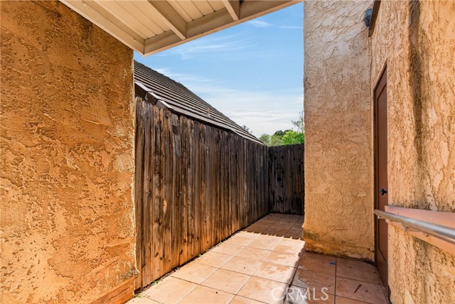 Detail Gallery Image 19 of 28 For 27026 Rio Pecos, Valencia,  CA 91354 - 3 Beds | 2 Baths