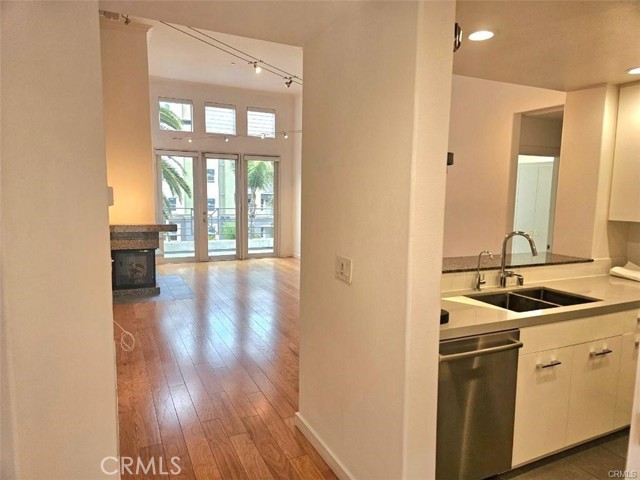 Detail Gallery Image 13 of 25 For 2233 Martin #318,  Irvine,  CA 92612 - 2 Beds | 2 Baths
