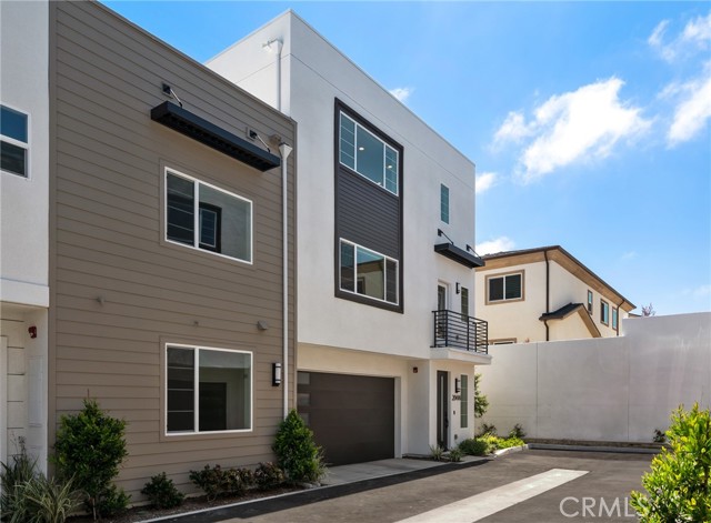 Detail Gallery Image 3 of 46 For 2906 Foundry Ct, Redondo Beach,  CA 90278 - 2 Beds | 2/1 Baths