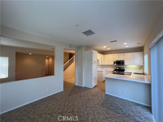 Detail Gallery Image 11 of 31 For 34 Veneto Ln, Aliso Viejo,  CA 92656 - 3 Beds | 2/1 Baths