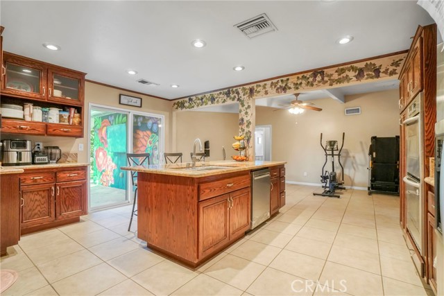 Image 8 of 28 For 5871 Argyle Way