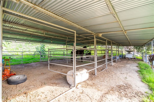 28132 Oak Spring Canyon, Canyon Country CA: https://media.crmls.org/medias/65c312a4-6c5c-4032-ab5e-7e9c7fe6ff3d.jpg